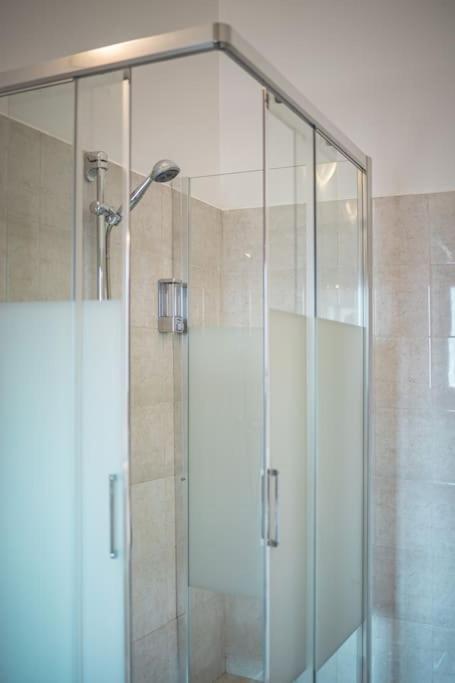 Al Torrente Apartment Monza - Milano + Free Wifi Seveso Bagian luar foto